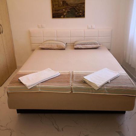 City Center Garden Apartments Šibenik Екстериор снимка