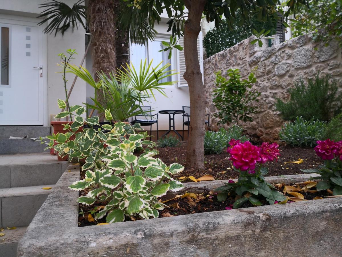 City Center Garden Apartments Šibenik Екстериор снимка
