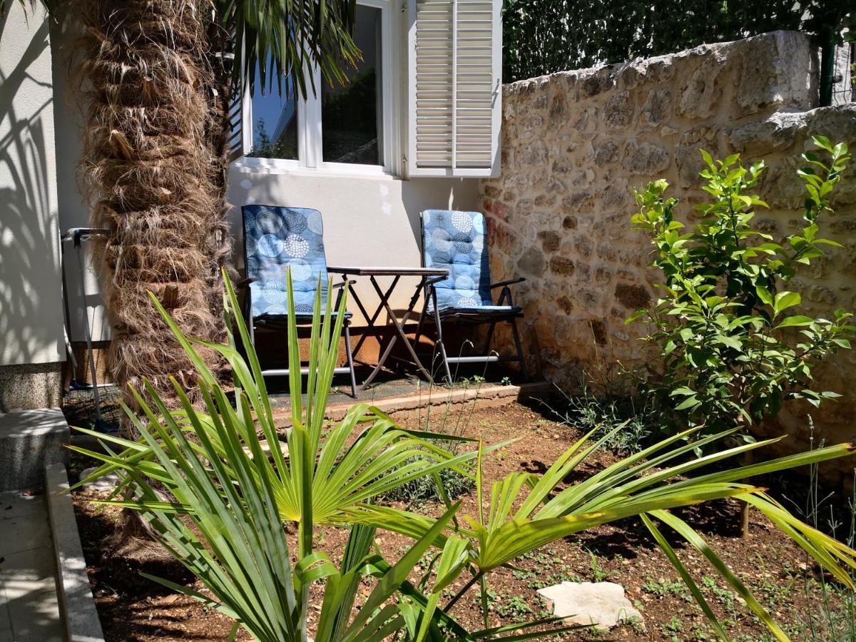 City Center Garden Apartments Šibenik Екстериор снимка
