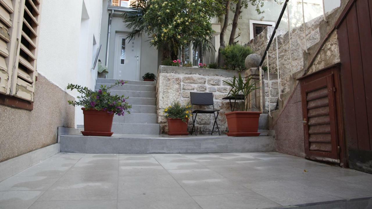 City Center Garden Apartments Šibenik Екстериор снимка