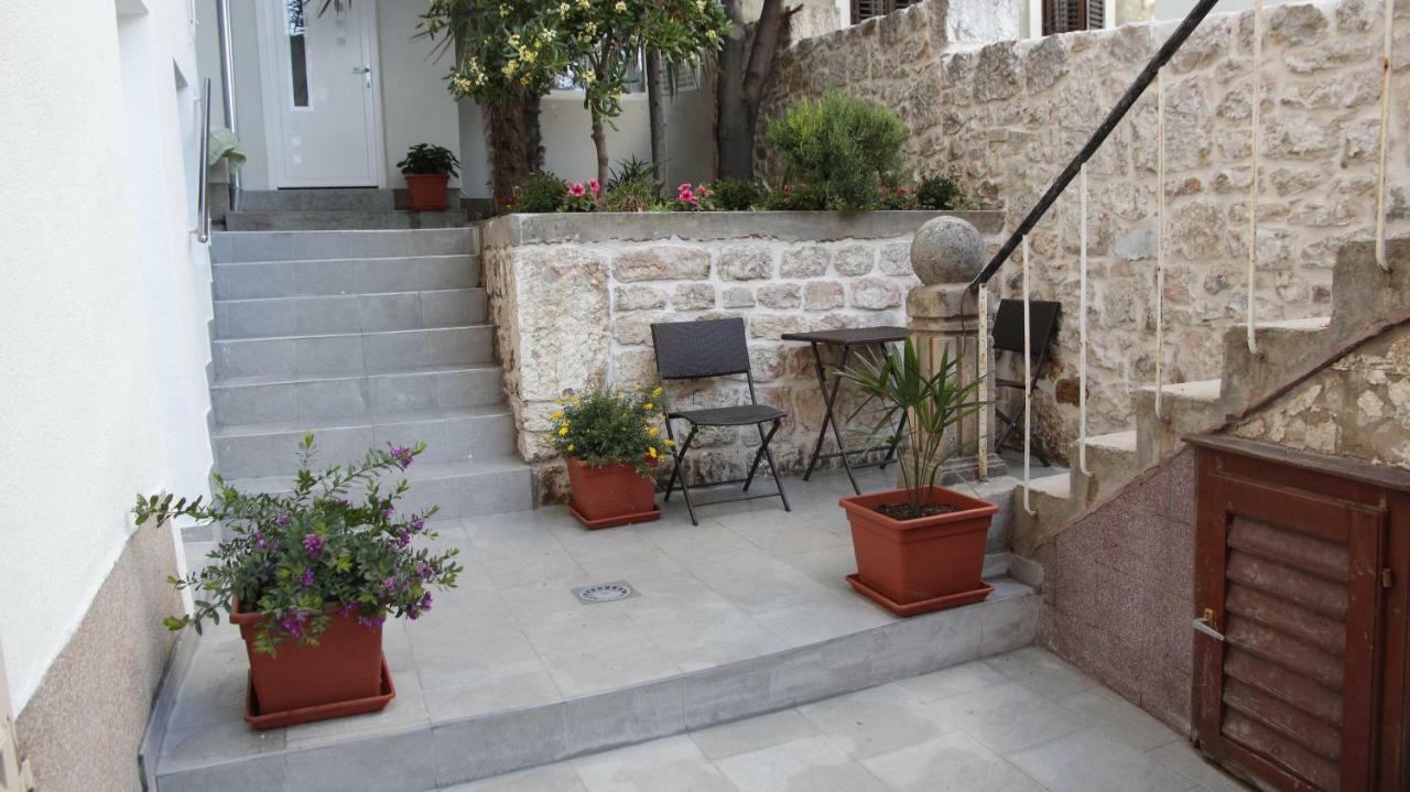 City Center Garden Apartments Šibenik Екстериор снимка