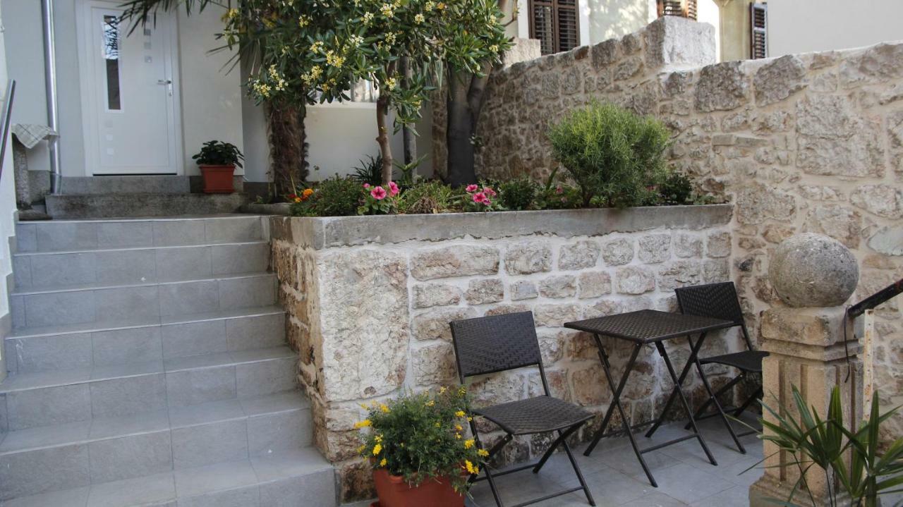 City Center Garden Apartments Šibenik Екстериор снимка